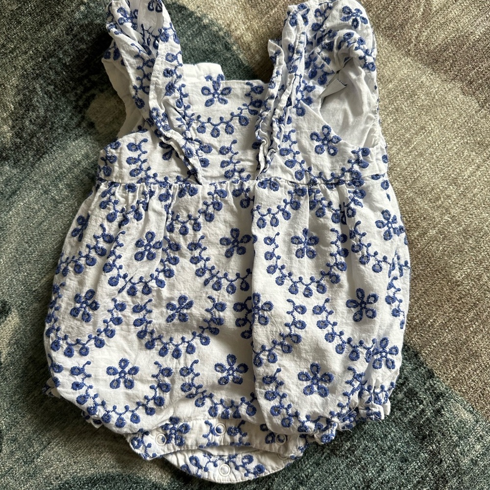 Janie & jack White and Blue Floral Romper